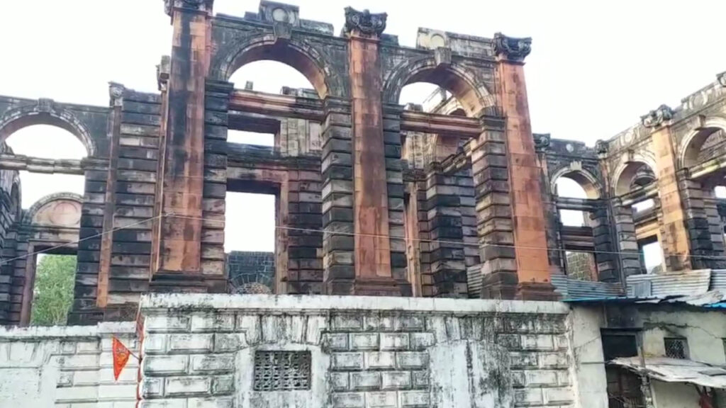 Footi Kothi building | అందమైన భవనం.. పైకప్పు లేని శాపగ్రస్త నిర్మాణం..చూసొద్దామా..