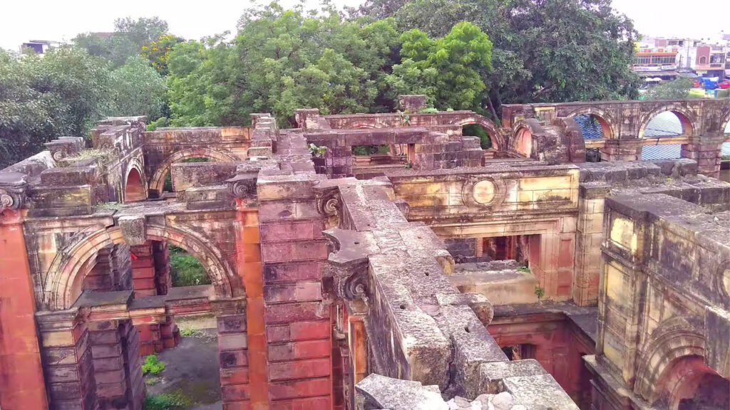Footi Kothi building | అందమైన భవనం.. పైకప్పు లేని శాపగ్రస్త నిర్మాణం..చూసొద్దామా..