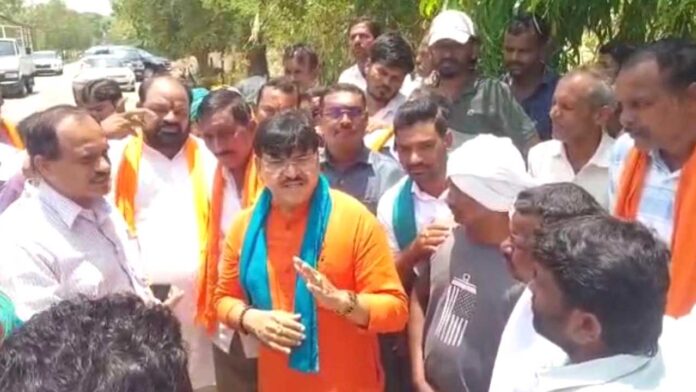 paidi-rakesh-Reddy MLA Paidi Rakesh Reddy | కొనుగోలు కేంద్రాల్లోని సమస్యలను పరిష్కరించాలి