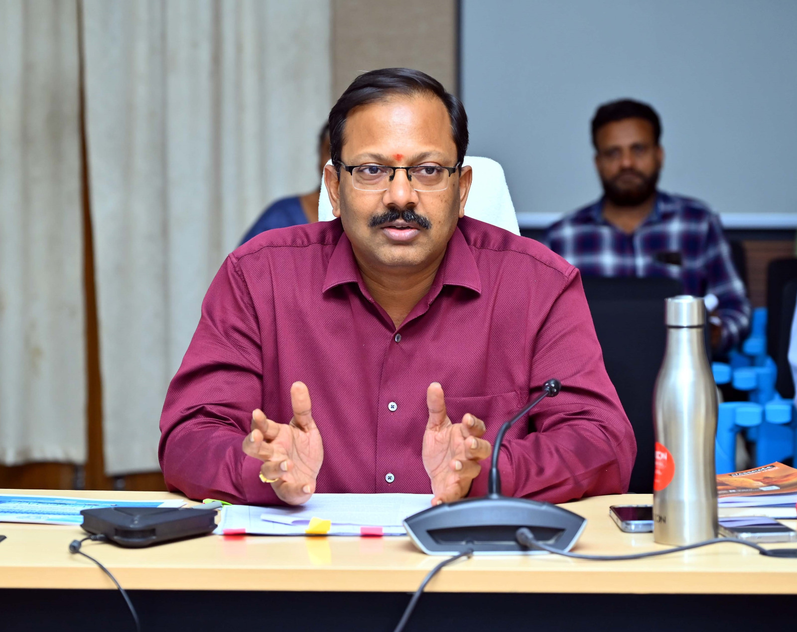 Heavy Rains | దంచికొట్టిన వాన.. హెచ్చరికలు జారీ చేసిన కలెక్టర్!