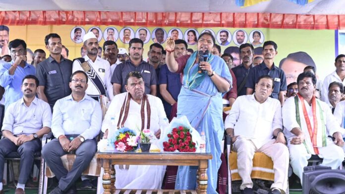Minister Seethakka