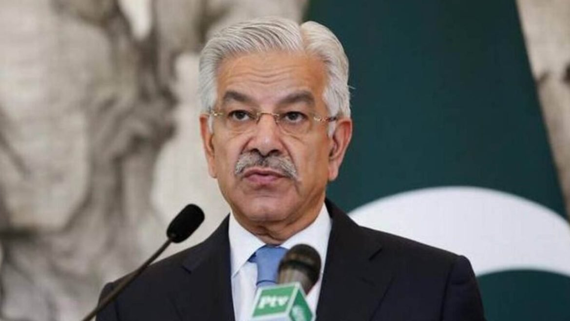Pak Defense Minister