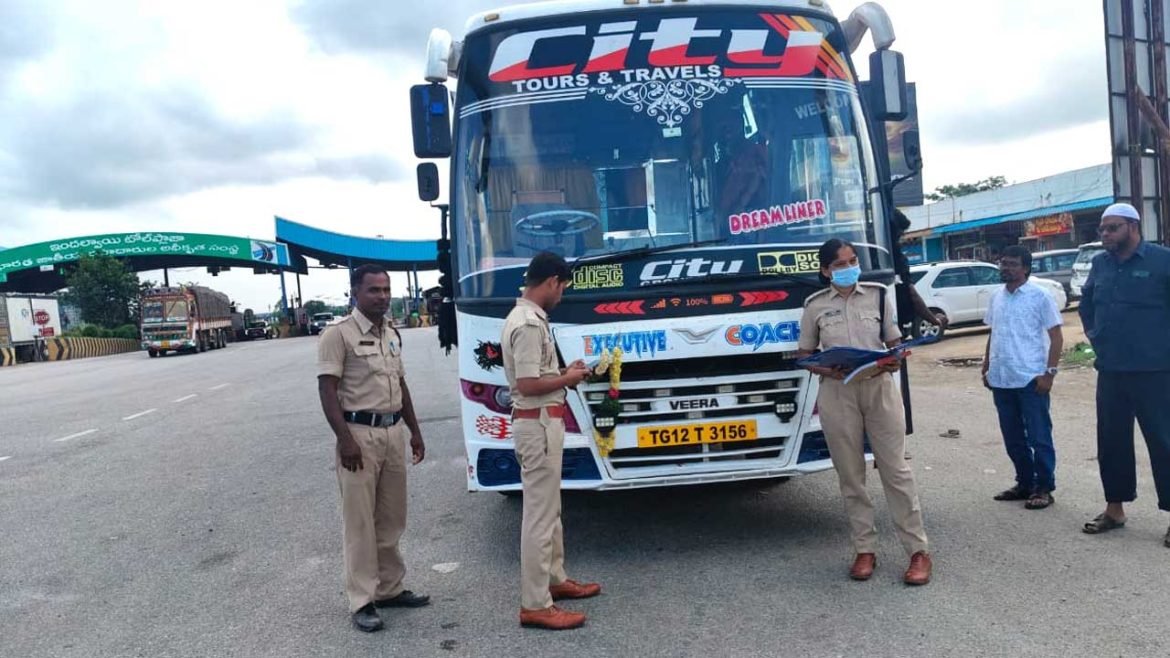 Travels Buses | ట్రావెల్స్ బస్సులను తనిఖీ చేసిన అధికారులు